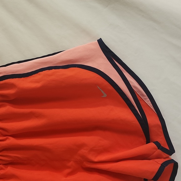 Women's Nike Running Shorts size M - Picture 2 of 5